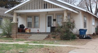 626 South Jefferson (Available June 1st)